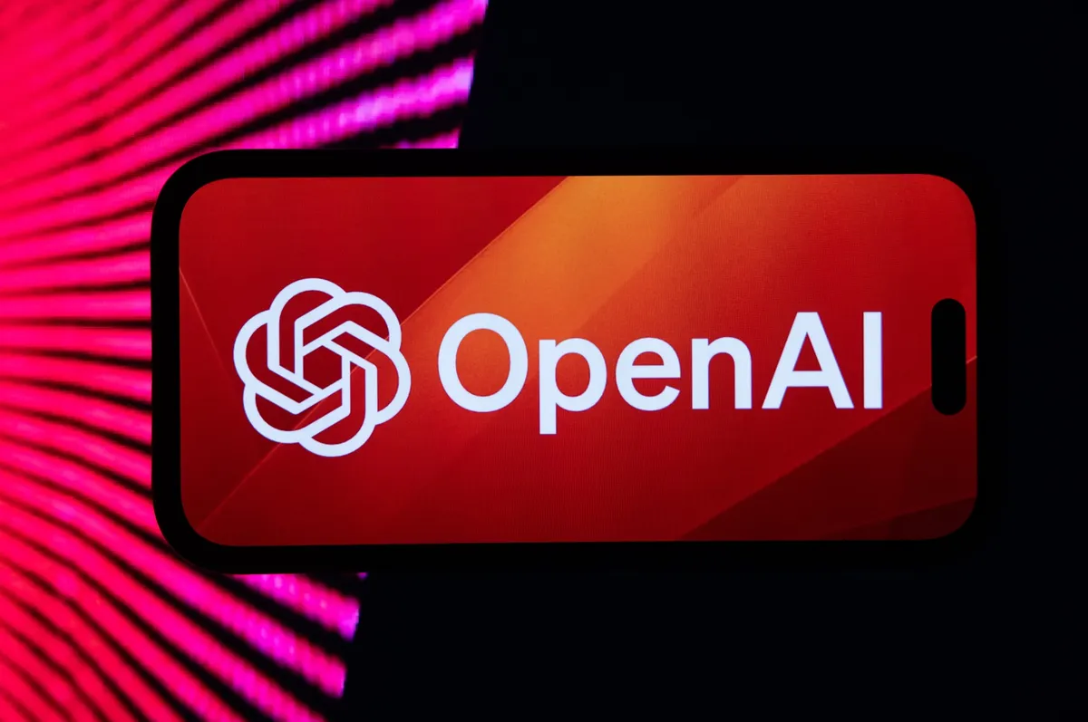 OpenAI: 向所有付费 ChatGPT 用户推出新语音助手