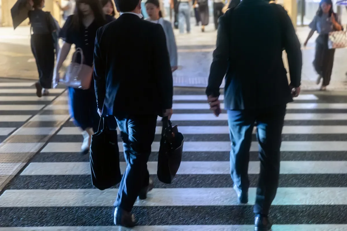 市场: 在美国收益率降低的推动下上涨