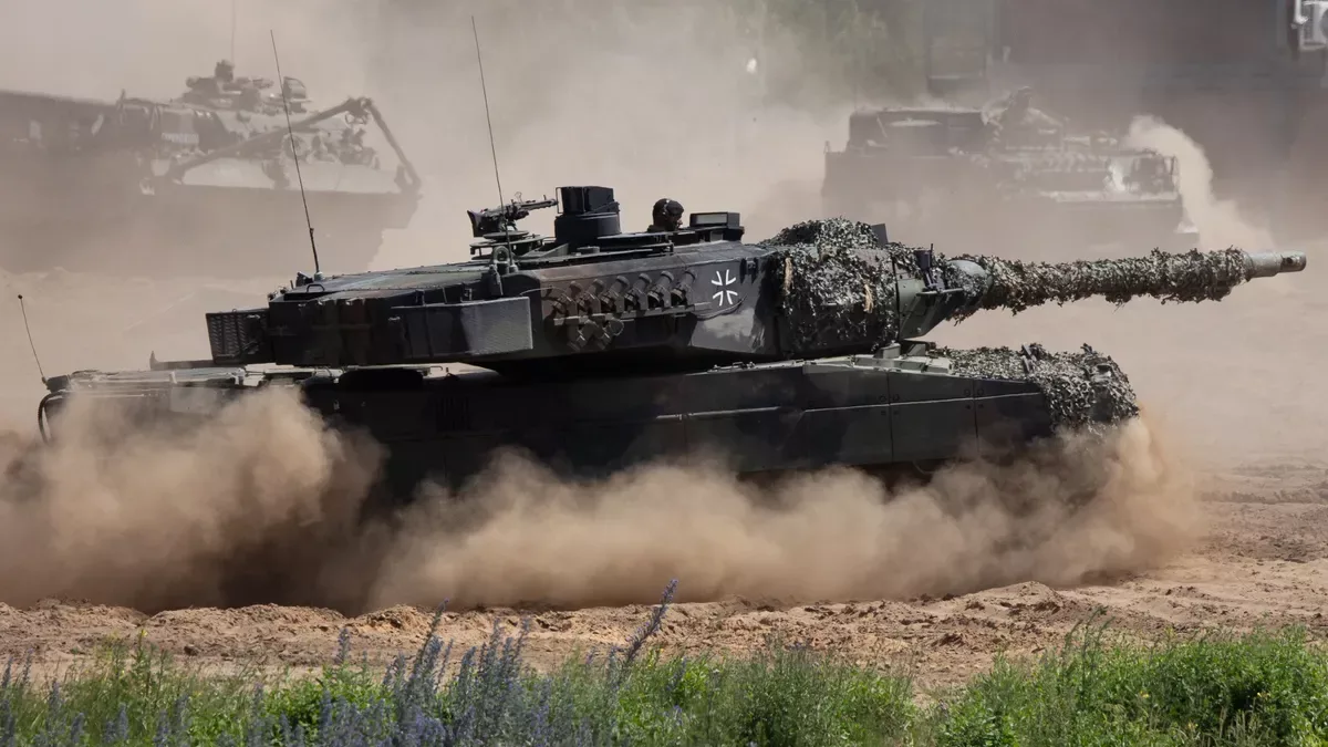 坦克供应商 Steyr 股价飙升541%，超越 Rheinmetall